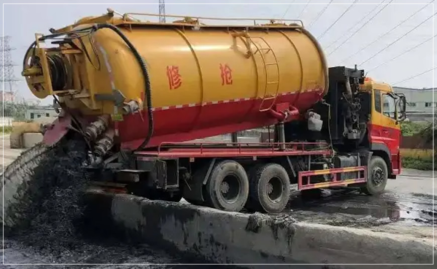 双辽沉淀池清理案例